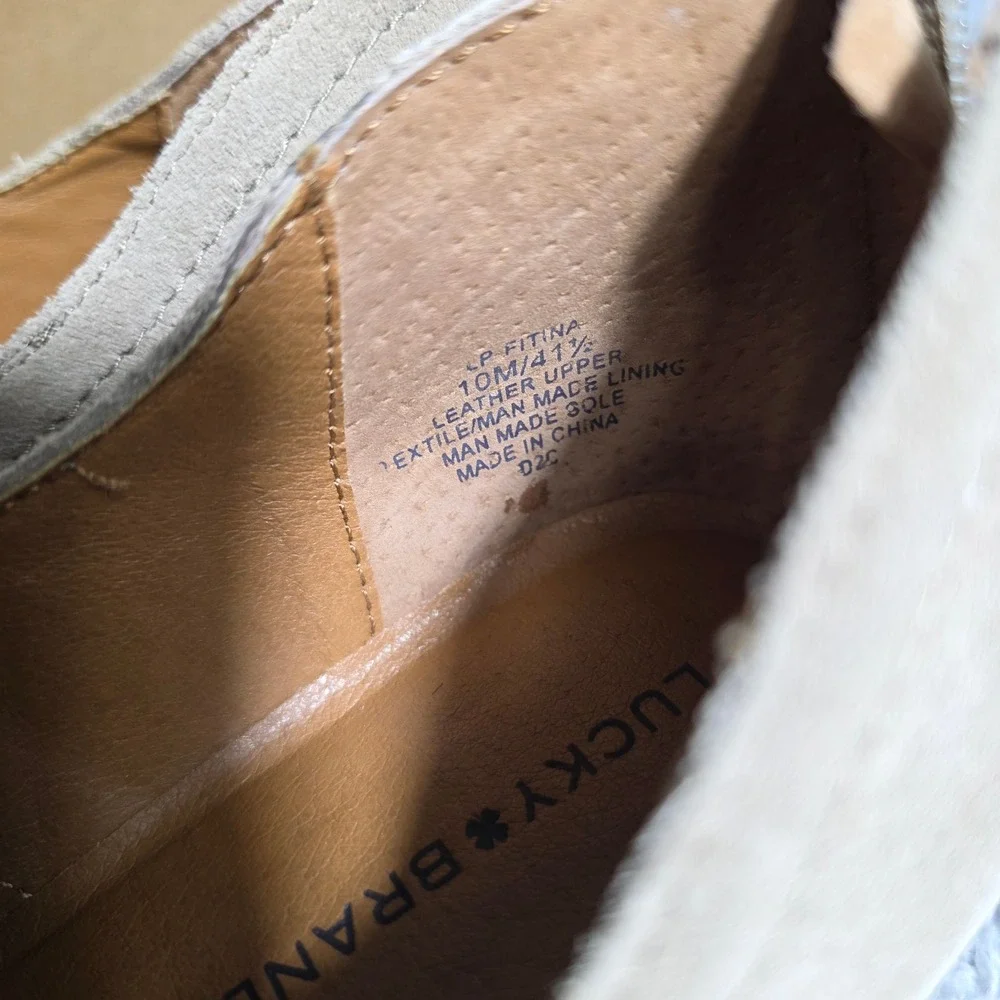 Lucky Brand lining toe may
